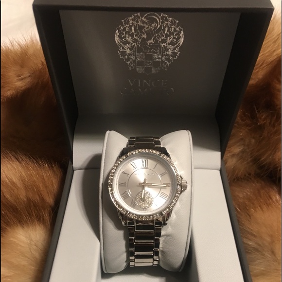 Vince Camuto Accessories - 🆕💜 Vince Camuto  Women’s Silver/Bling Watch💜